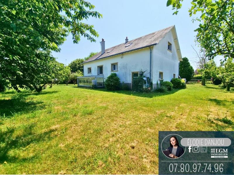 Maison - 185 m² - 7 pièces