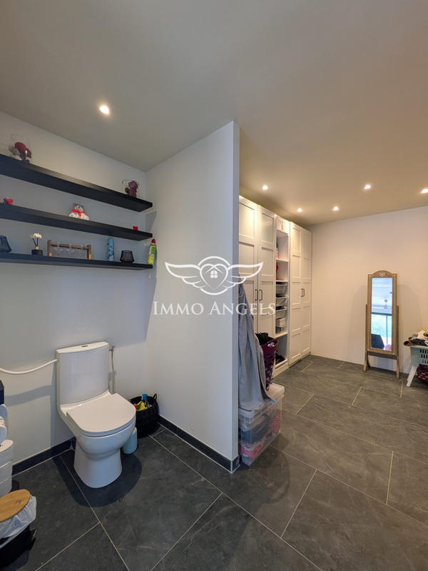 Maison contemporaine - 206 m² - 5 pièces