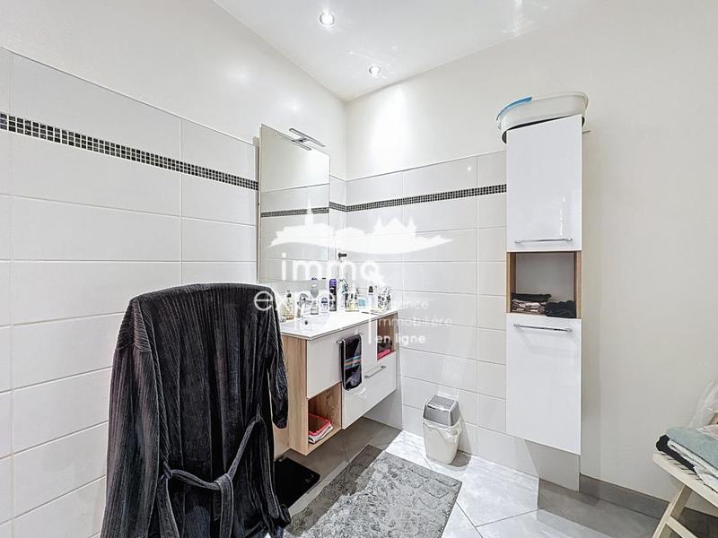 Appartement - 104 m² - 3 pièces