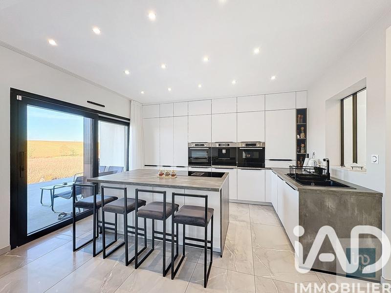 Maison - 150 m² - 7 pièces