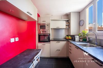 Duplex - 93 m² - 4 pièces