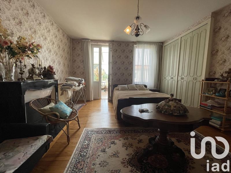 Maison - 165 m² - 8 pièces