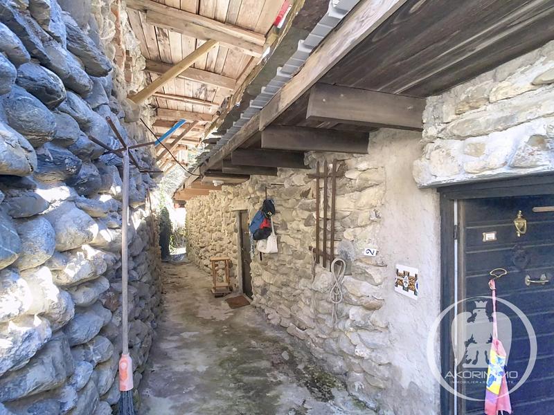 Moulin - 185 m² - 8 pièces