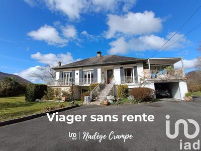 Maison - 159 m² - 8 pièces