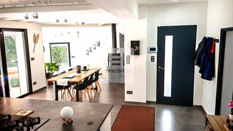 Villa - 145 m² - 7 pièces