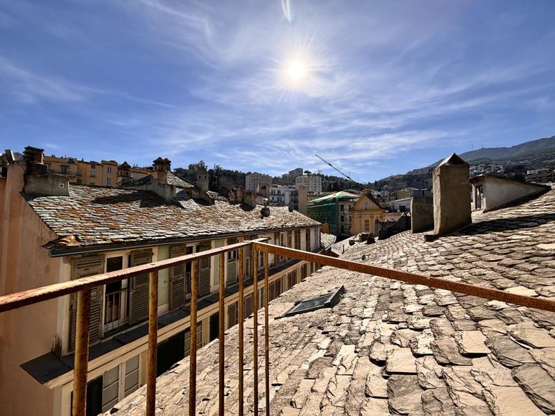 Appartement - 82 m² - 2 pièces