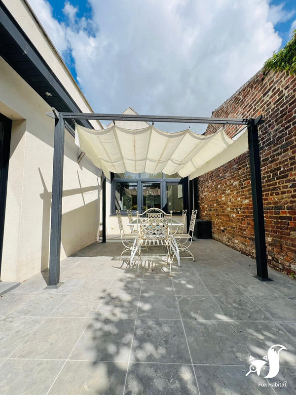 Maison ancienne - 195 m² - 6 pièces