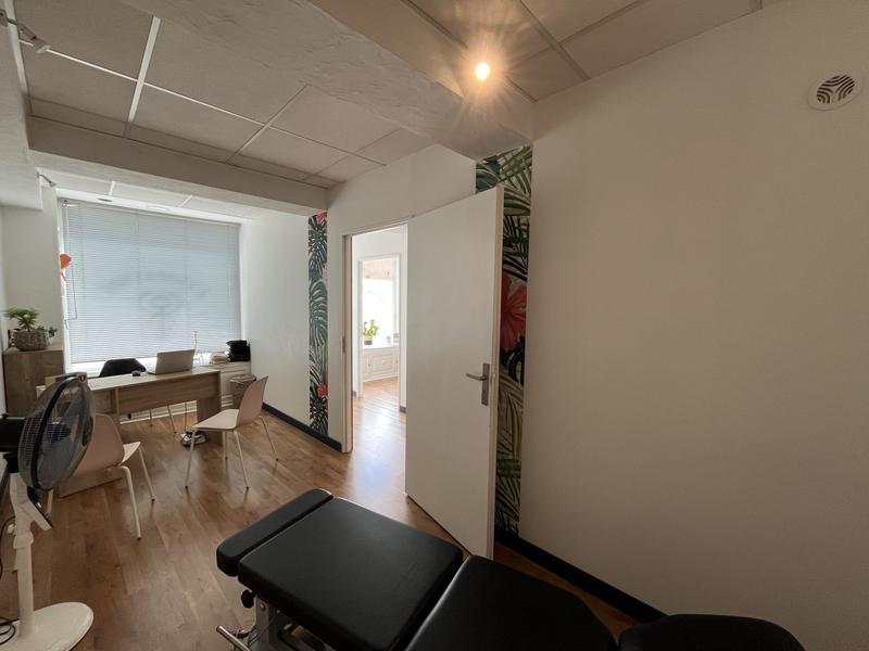 Local commercial - 65 m²