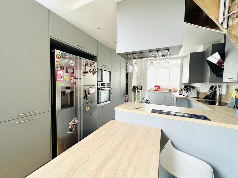 Appartement - 110 m² - 4 pièces