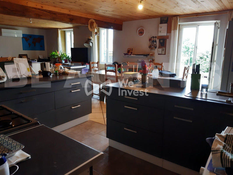 Maison ancienne - 300 m² - 11 pièces