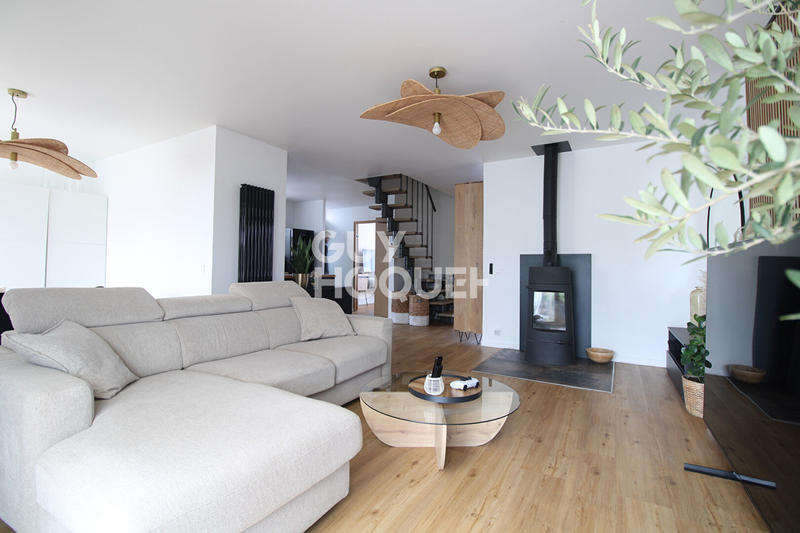 Maison - 92 m² - 5 pièces