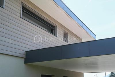 Maison - 98 m² - 4 pièces