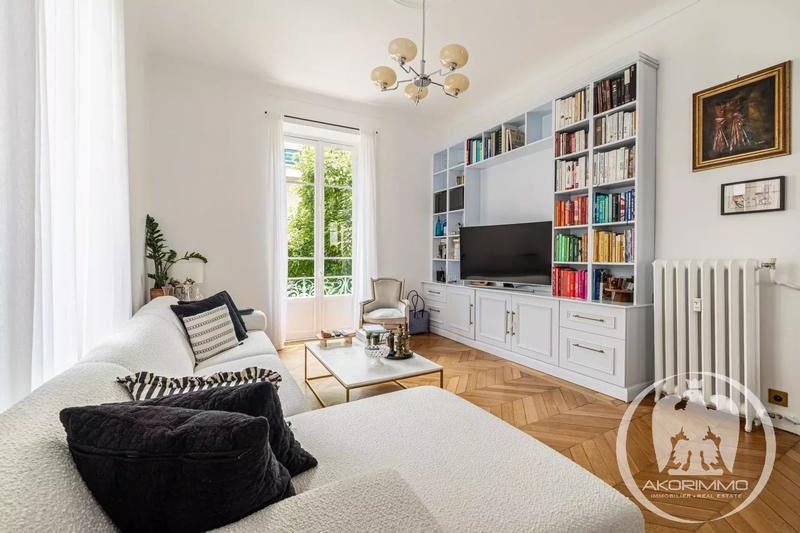 Appartement - 96 m² - 3 pièces