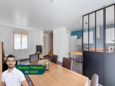 Maison - 100 m² - 5 pièces