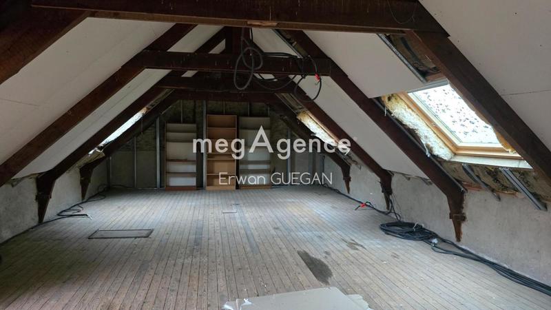 Maison - 393 m² - 14 pièces