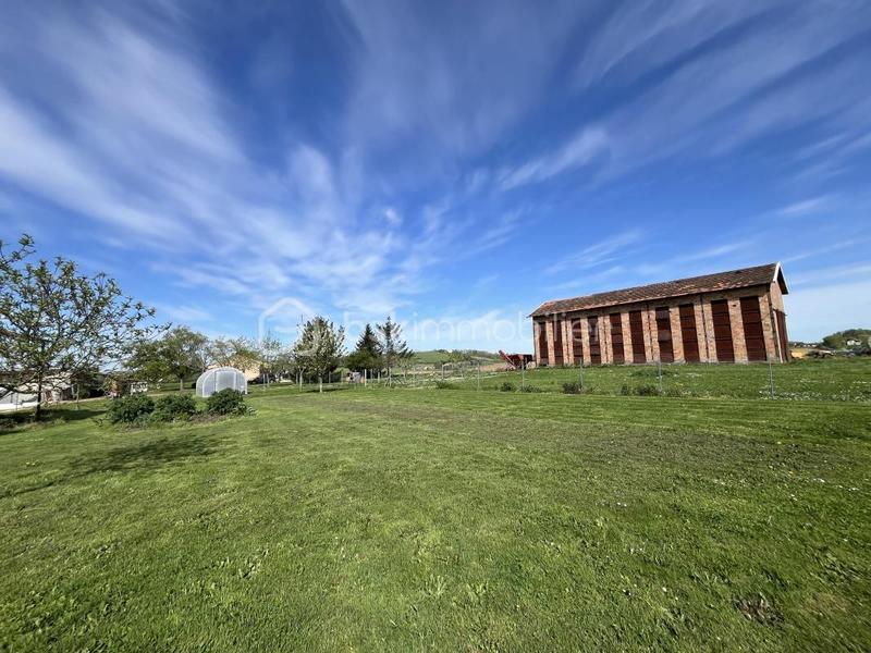 Maison en pierre - 160 m² - 9 pièces