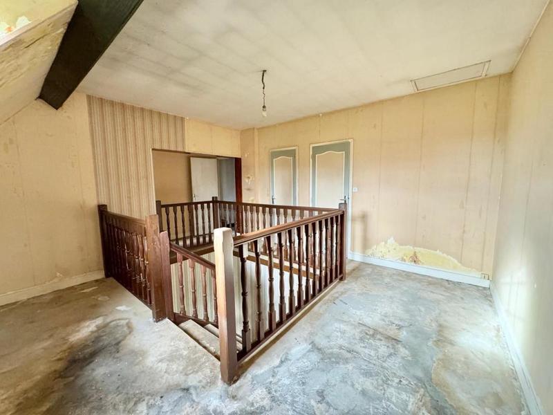 Maison - 217 m² - 7 pièces