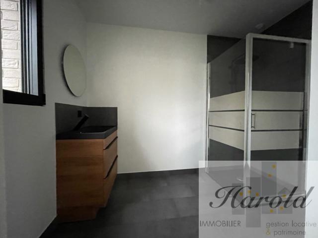 Pavillon - 122 m² - 5 pièces