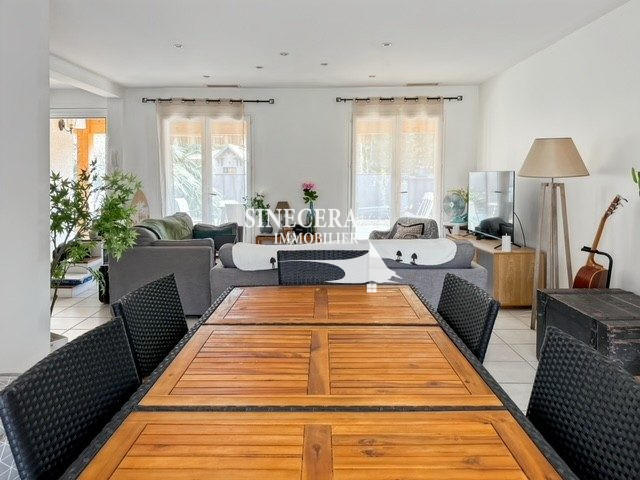 Maison - 106 m² - 5 pièces