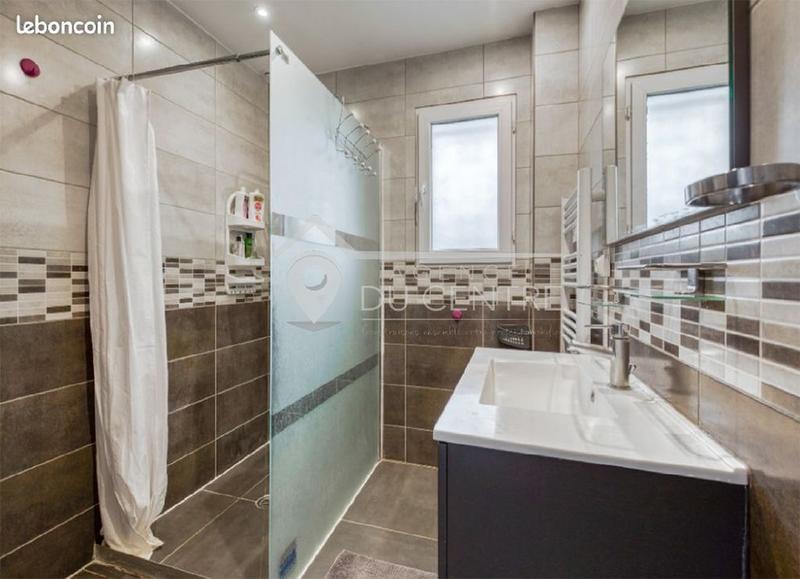 Maison - 138 m² - 8 pièces