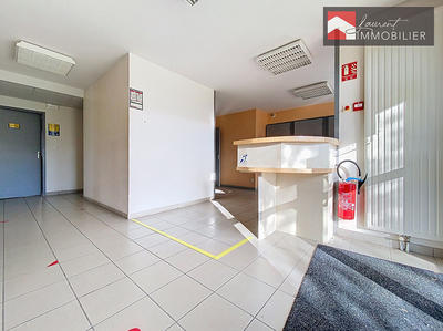 Local commercial - 231 m² - 5 pièces