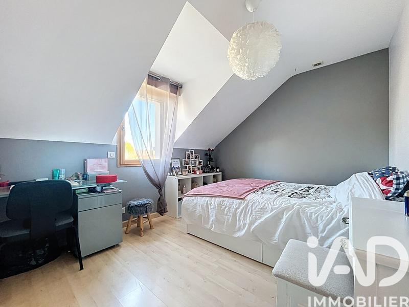 Maison - 170 m² - 11 pièces