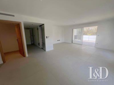 Appartement - 85 m² - 3 pièces