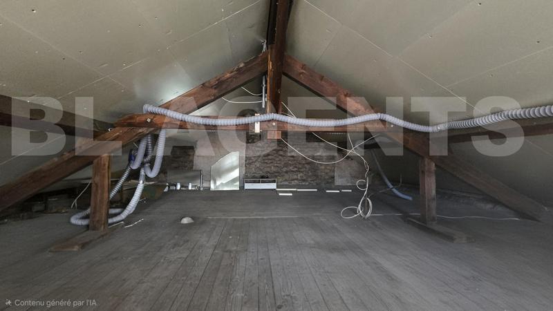 Maison - 143 m² - 7 pièces