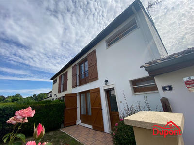 Maison - 90 m² - 6 pièces