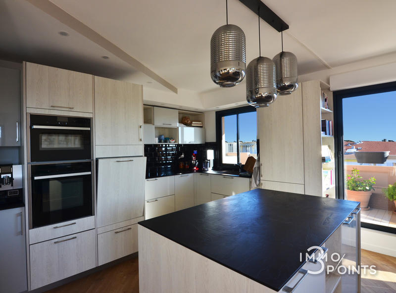 Appartement - 106 m² - 4 pièces