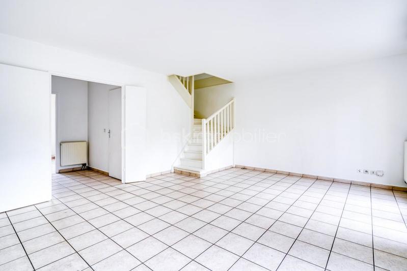 Maison - 81 m² - 4 pièces