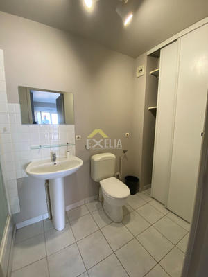 Studio - 16 m² - 1 pièce