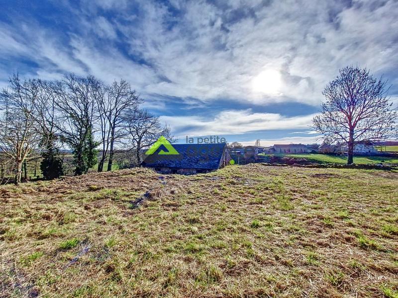 Maison - 200 m² - 2 pièces