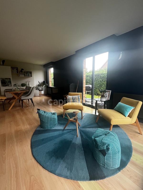 Maison - 200 m² - 8 pièces