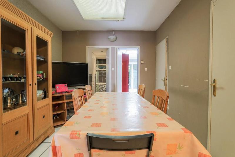 Maison - 148 m² - 9 pièces