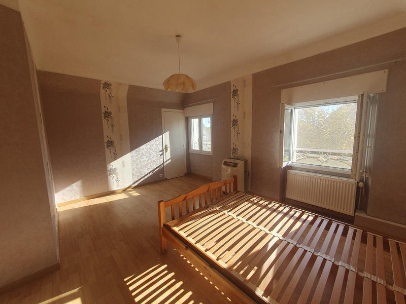 Maison - 140 m² - 6 pièces