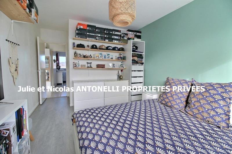 Appartement - 79 m² - 4 pièces