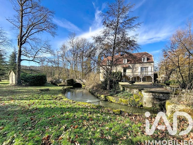 Maison - 194 m² - 9 pièces