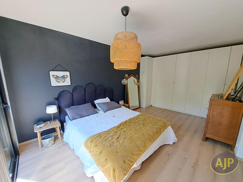 Maison - 133 m² - 4 pièces