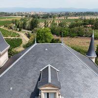 Château - 3 706 m² - 13 pièces