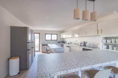 Maison - 296 m² - 15 pièces