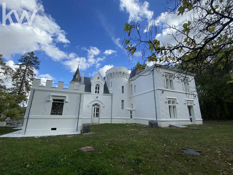 Propriété de chasse - 425 m² - 9 pièces