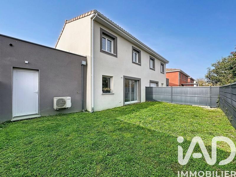 Maison - 83 m² - 4 pièces