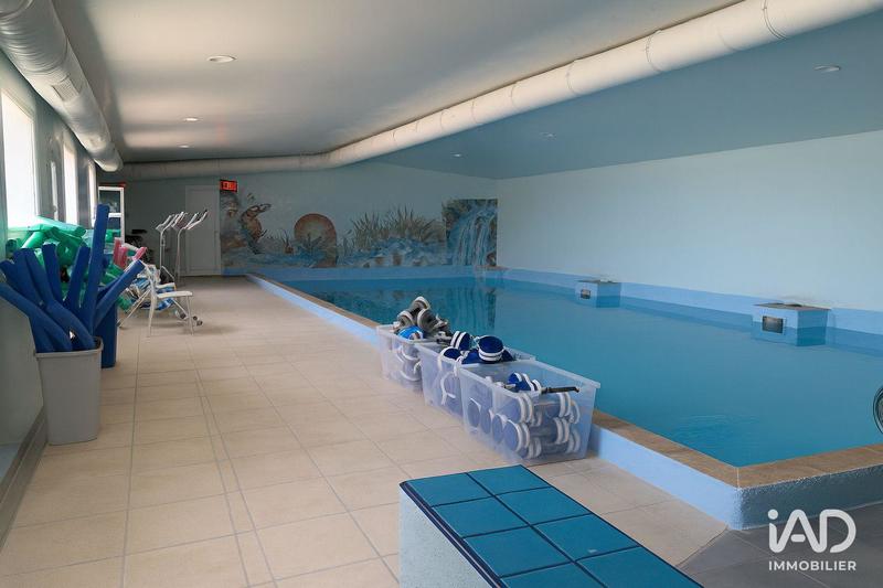 Local commercial - 930 m²