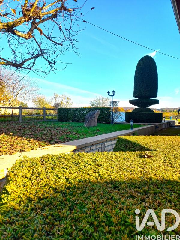 Maison - 155 m² - 9 pièces