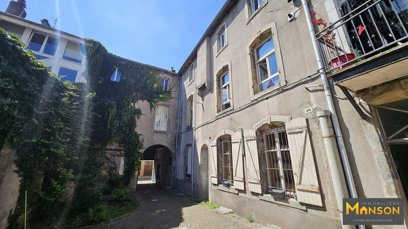 Appartement - 161 m² - 5 pièces