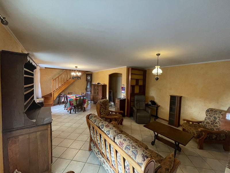 Maison - 145 m² - 8 pièces