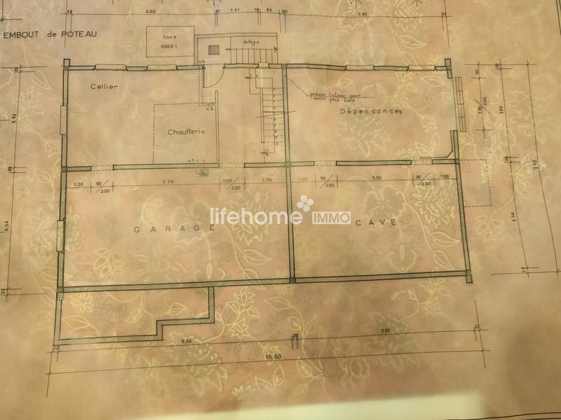 Maison - 253 m² - 8 pièces