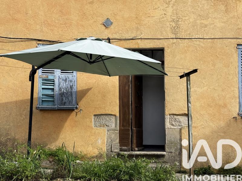 Maison de village - 90 m² - 6 pièces