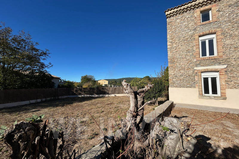 Maison - 180 m² - 6 pièces